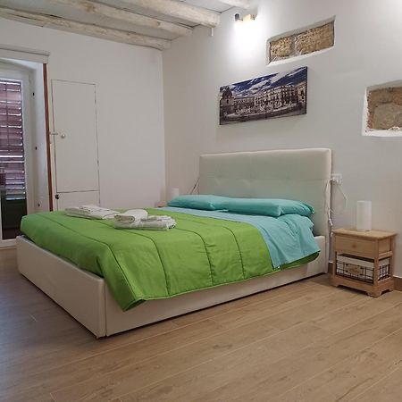 Talia Capo Massimo Apartment Palermo Bagian luar foto