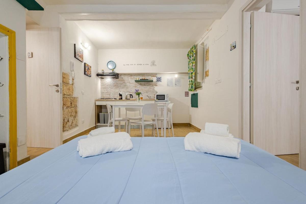 Talia Capo Massimo Apartment Palermo Bagian luar foto